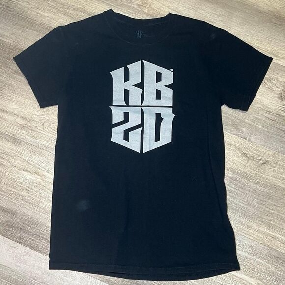 Official merchandise, Kobe Bryant T-shirt‎ size small - Picture 1 of 3